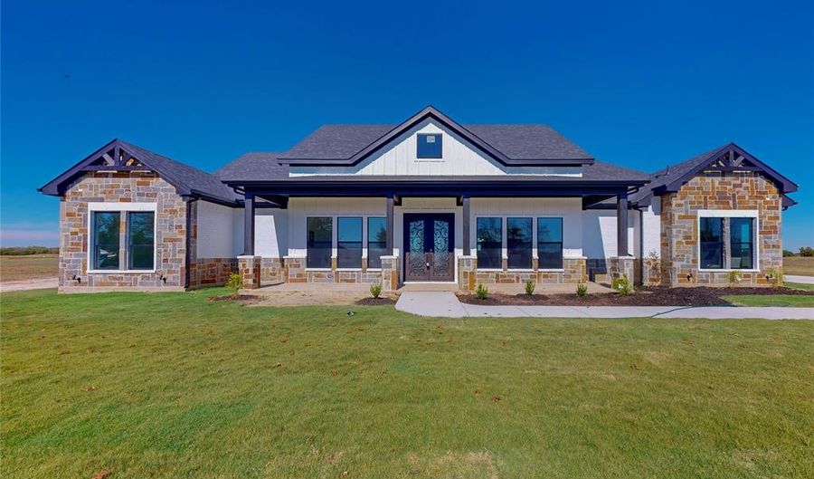 844 County Road 1021, Wolfe City, TX 75496 - 4 Beds, 3 Bath