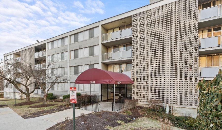 1832 METZEROTT 303, Adelphi, MD 20783 - 2 Beds, 1 Bath