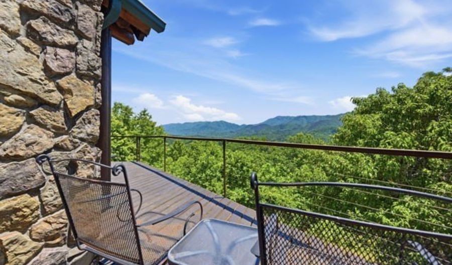 1440 Valley View Heights Ln, Andrews, NC 28901 - 3 Beds, 4 Bath