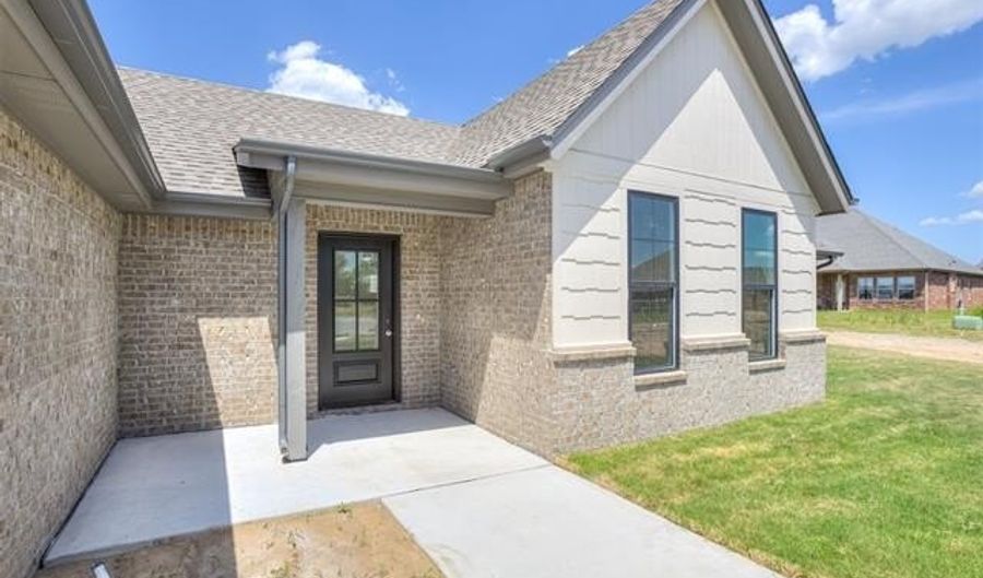 5916 Coldspring Ln, Bartlesville, OK 74006 - 2 Beds, 2 Bath
