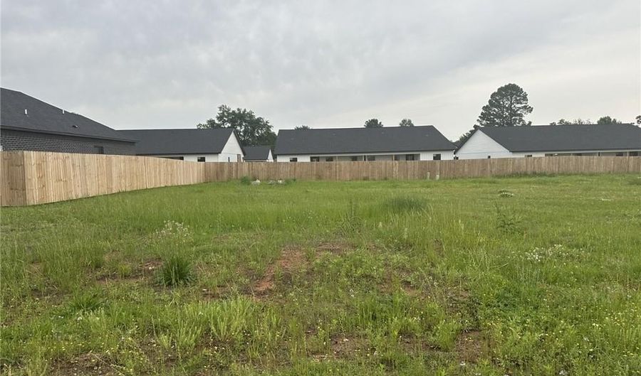 1922 Yellowstone Dr, Barling, AR 72923 - 0 Beds, 0 Bath