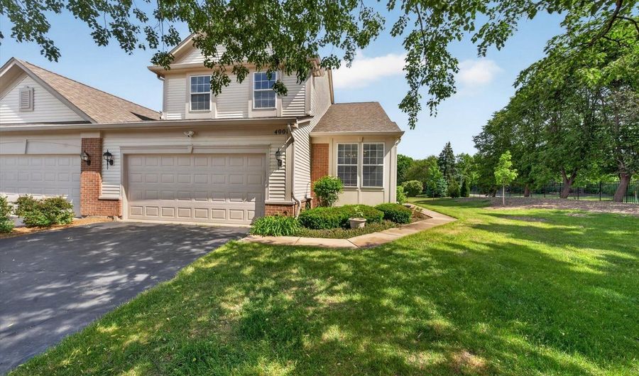 4001 Whitehall Ln, Algonquin, IL 60102 - 3 Beds, 3 Bath