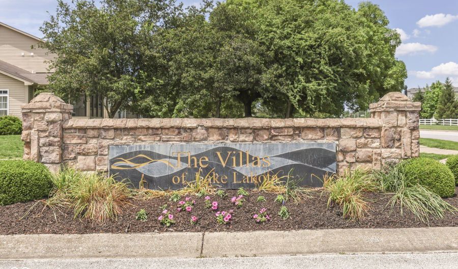 7386 Lake Lakota Pl, Indianapolis, IN 46217 - 2 Beds, 2 Bath
