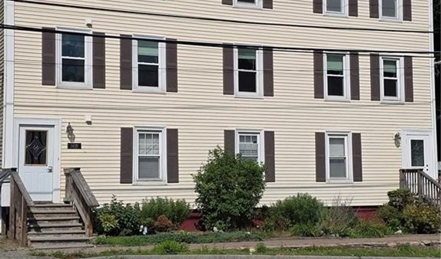 1431 Smithfield Ave 2F, Lincoln, RI 02865 - 1 Beds, 1 Bath