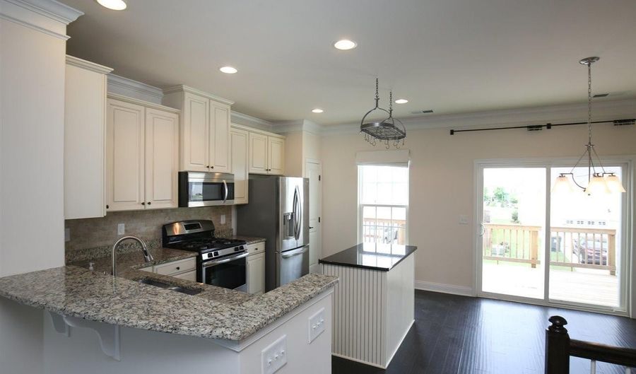 1014 Tender Dr, Apex, NC 27502 - 3 Beds, 3 Bath