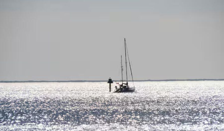 8 Jibsail Dr, Bayville, NJ 08721 - 4 Beds, null Bath