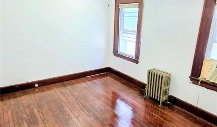 341 Dewitt Ave 1St Floor, Belleville, NJ 07109 - 2 Beds, 1 Bath
