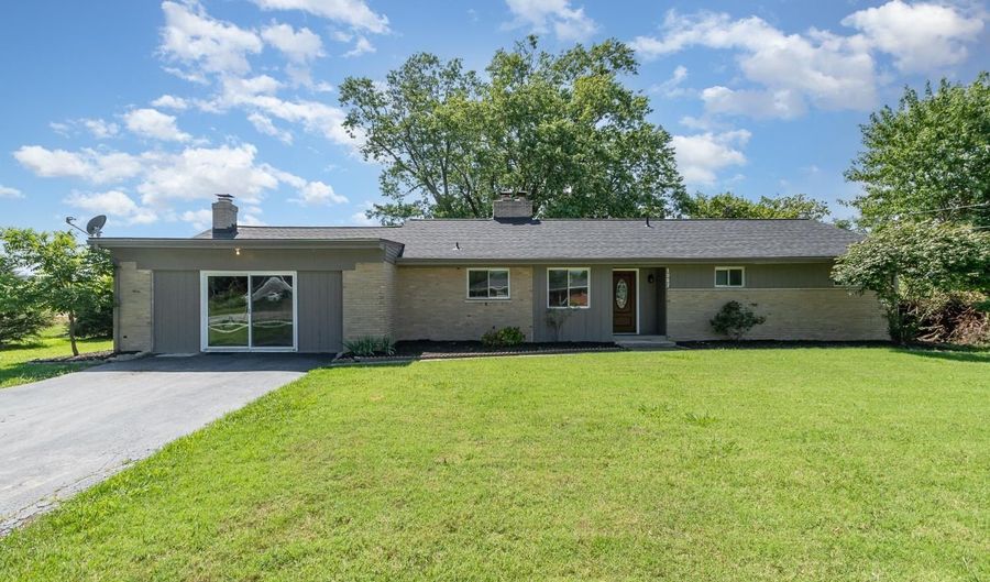 1967 Wolfangel Rd, Anderson Twp., OH 45255 - 3 Beds, 2 Bath