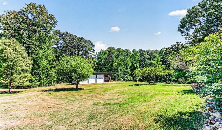 1348 Henley Dr, Asheboro, NC 27205 - 3 Beds, 3 Bath