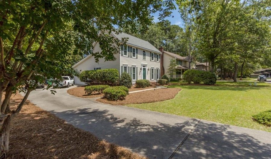 343 Woodbridge Dr, Aiken, SC 29801 - 3 Beds, 3 Bath