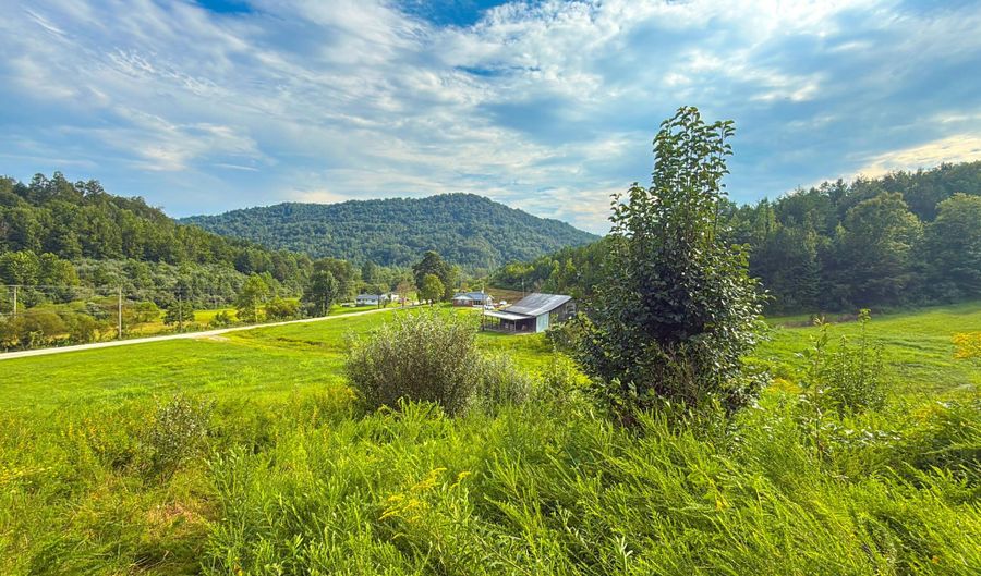6270 KY 1809, Barbourville, KY 40906 - 4 Beds, 2 Bath