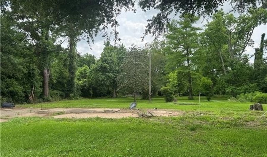 5119 N. BOLTON Ave, Alexandria, LA 71303 - 0 Beds, 0 Bath