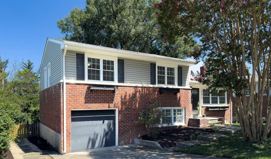 604 GOUCHER Blvd, Baltimore, MD 21286 - 3 Beds, 3 Bath
