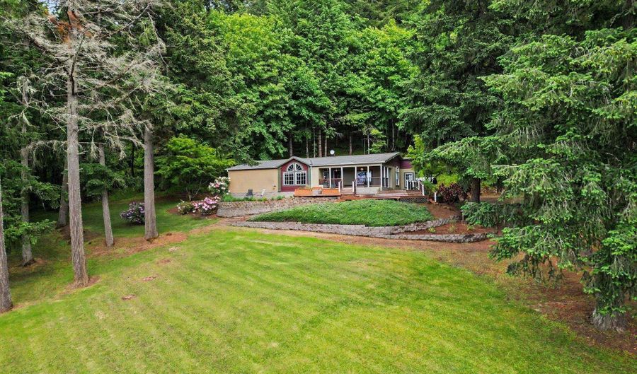 22475 SE Royal Anne Dr, Amity, OR 97101 - 3 Beds, 2 Bath