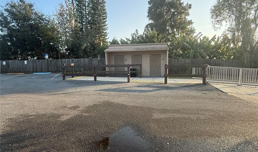 13338 Orange Blossom St, Astatula, FL 34705 - 3 Beds, 2 Bath