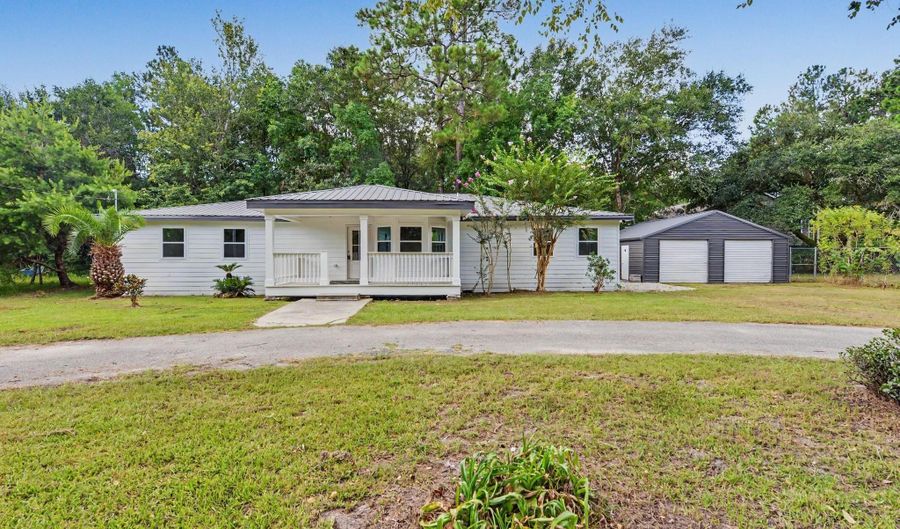 6105 E Desoto St, Bay St. Louis, MS 39520 - 4 Beds, 2 Bath