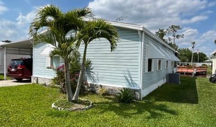 3000 US Hwy 17-92 262, Haines City, FL 33844 - 2 Beds, 2 Bath