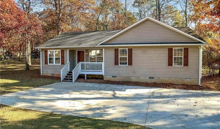 175 Chatham Dr, Athens, GA 30607 - 3 Beds, 2 Bath