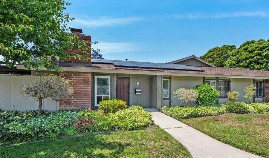 340 Fireside St, Oceanside, CA 92058 - 2 Beds, 1 Bath