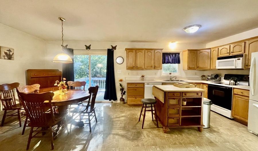 33 HIGHVIEW Dr, Airville, PA 17302 - 3 Beds, 3 Bath