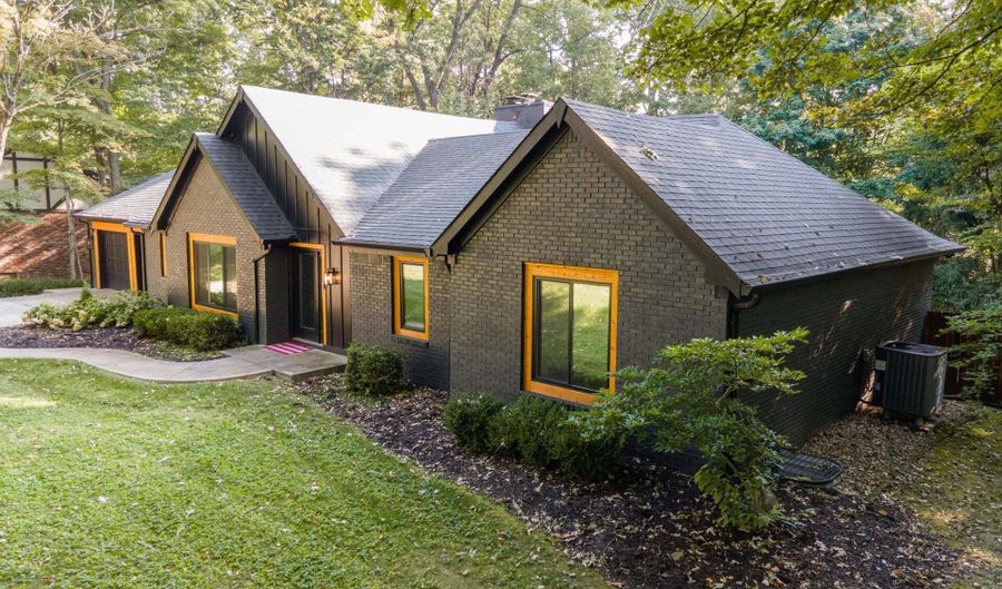 6093 Tremont Blvd, Bargersville, IN 46106 - 4 Beds, 4 Bath