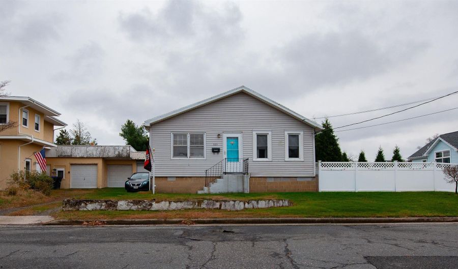 923 Woodland Ave, Belmar, NJ 07719 - 3 Beds, 1 Bath
