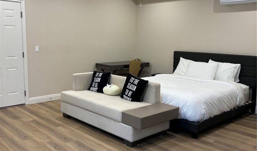 2028 S Chapel Ave Unit C, Alhambra, CA 91801 - 1 Beds, 1 Bath