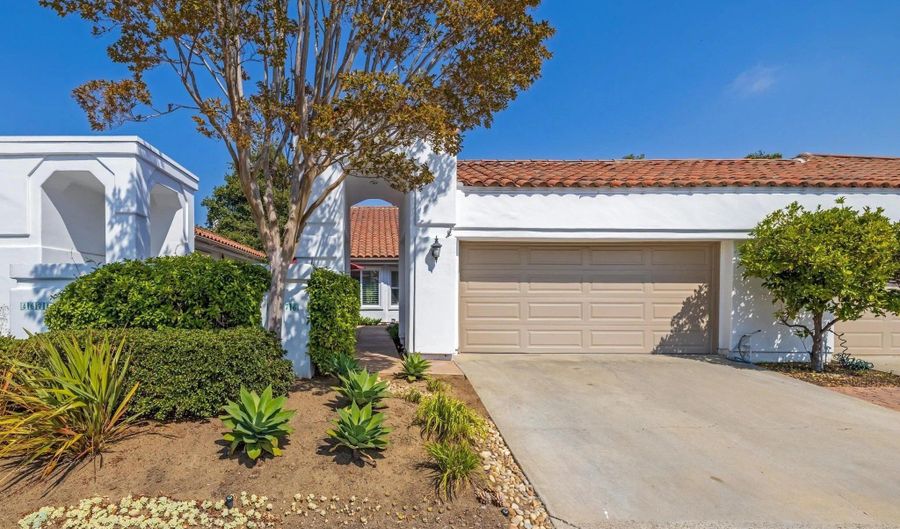 4676 Barcelona Way, Oceanside, CA 92056 - 2 Beds, 2 Bath