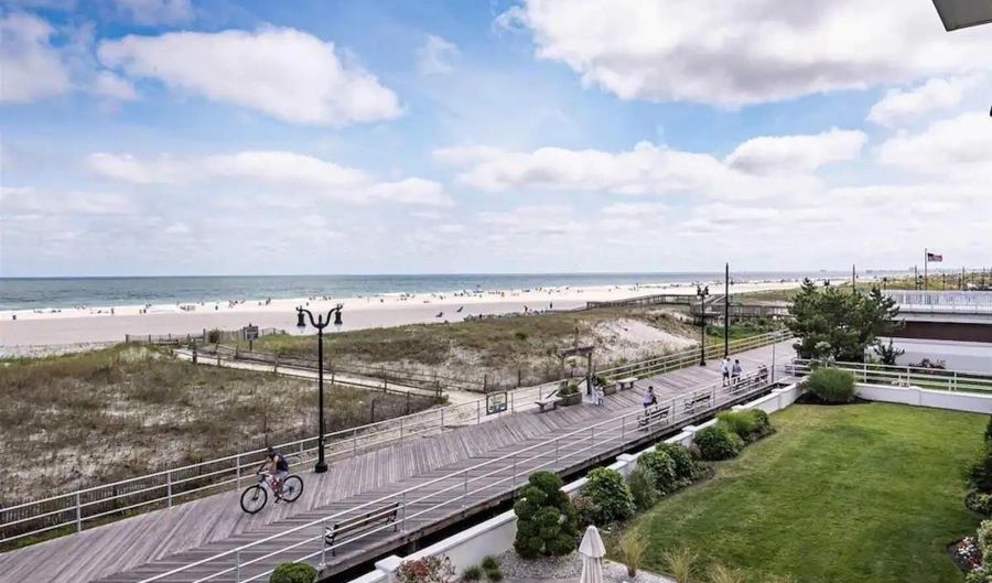 4501 Boardwalk, Atlantic City, NJ 08401 - 4 Beds, 4 Bath