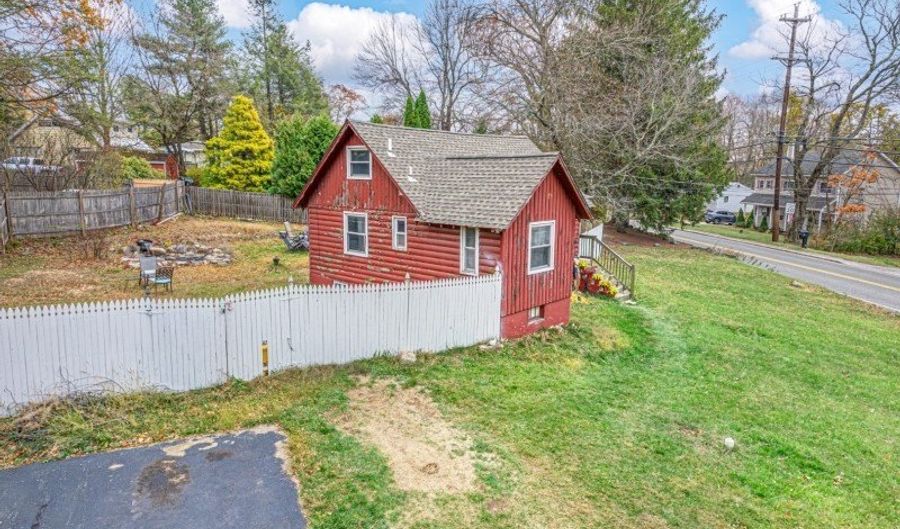 91 Breakneck Rd, Alloway, NJ 07422 - 2 Beds, 1 Bath