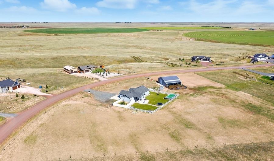 2309 SILVER GATE Way, Cheyenne, WY 82009 - 5 Beds, 3 Bath