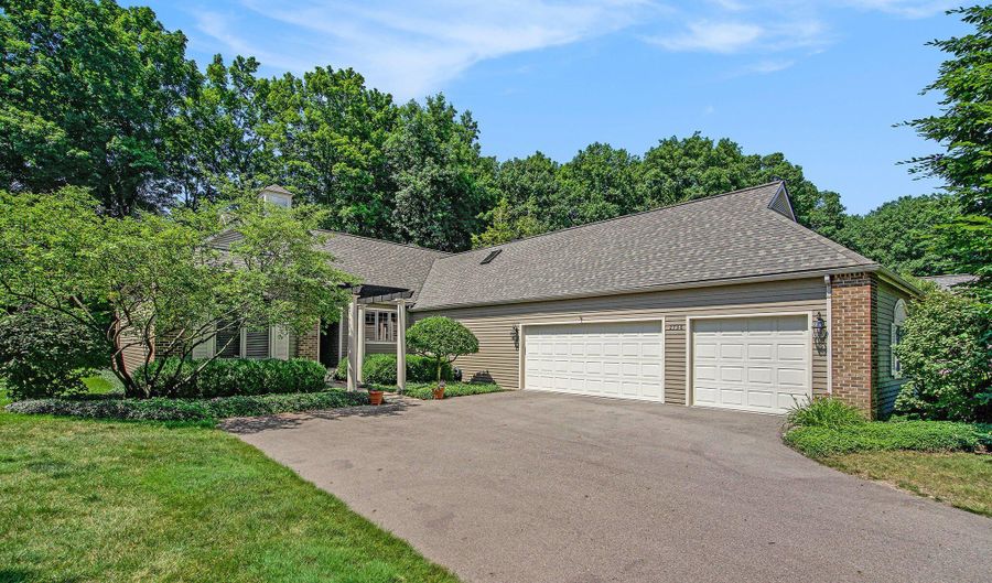 2736 Aspen Ct, Ann Arbor, MI 48108 - 3 Beds, 3 Bath