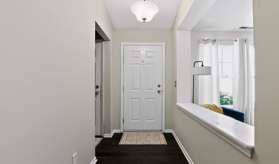 7329 Summer Lea Ct, Indianapolis, IN 46217 - 2 Beds, 2 Bath