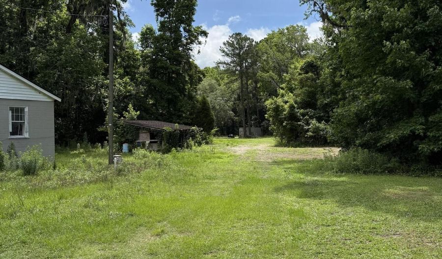 7413 N Highway 17, Awendaw, SC 29429 - 4 Beds, 1 Bath