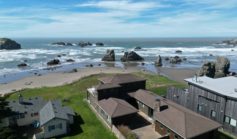 1950 BEACH LOOP Dr, Bandon, OR 97411 - 4 Beds, 3 Bath