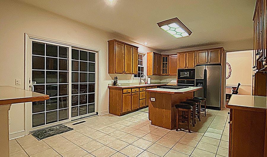 300 CHARLIES Ct, Felton, DE 19943 - 4 Beds, 3 Bath