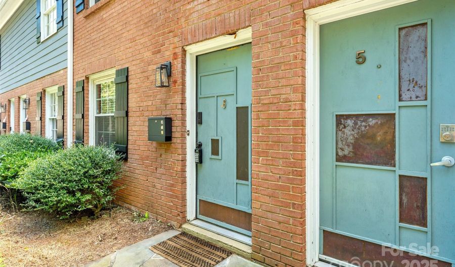 636 Chipley Ave 6, Charlotte, NC 28205 - 2 Beds, 2 Bath