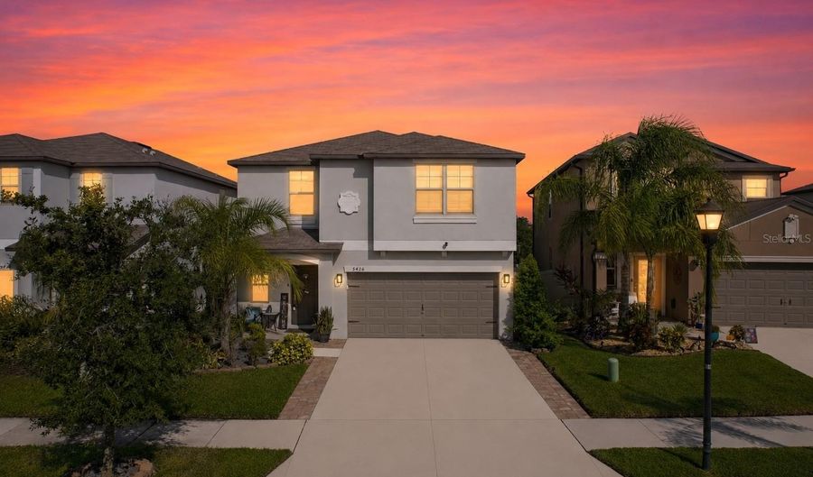 5426 RAINWOOD MEADOWS Dr, Apollo Beach, FL 33572 - 5 Beds, 3 Bath