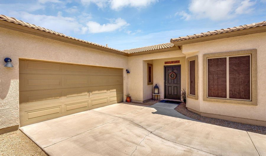 948 E SAVANNAH Dr, Chandler, AZ 85225 - 3 Beds, 2 Bath