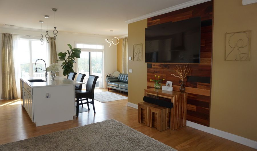 127 Brentwood Cir 127, Danbury, CT 06810 - 3 Beds, 4 Bath