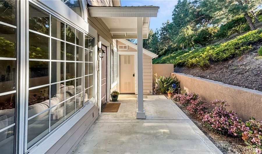 23412 Pacific Park Dr 7B, Aliso Viejo, CA 92656 - 1 Beds, 1 Bath