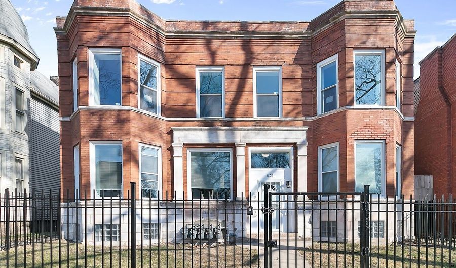 12021 S Eggleston Ave 1N, Chicago, IL 60628 - 3 Beds, 2 Bath