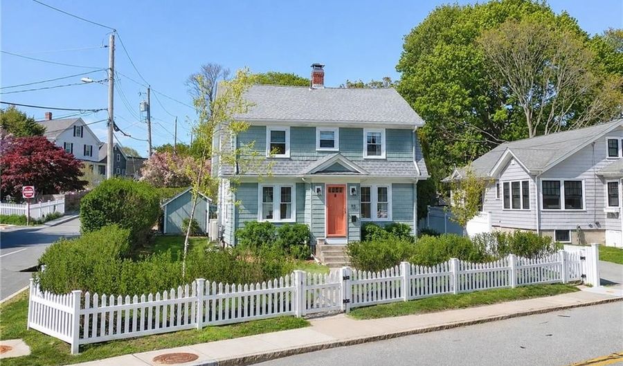 58 Bliss Rd, Newport, RI 02840 - 3 Beds, 3 Bath