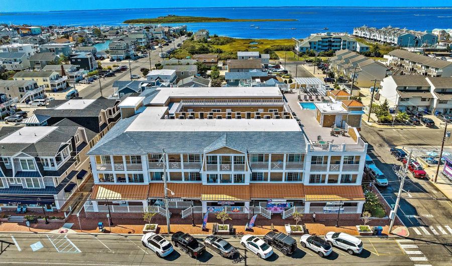 510 N BAY Ave 210, Beach Haven, NJ 08008 - 3 Beds, 3 Bath