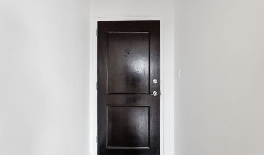 906 S WASHINGTON St S 307, Alexandria, VA 22314 - 1 Beds, 1 Bath