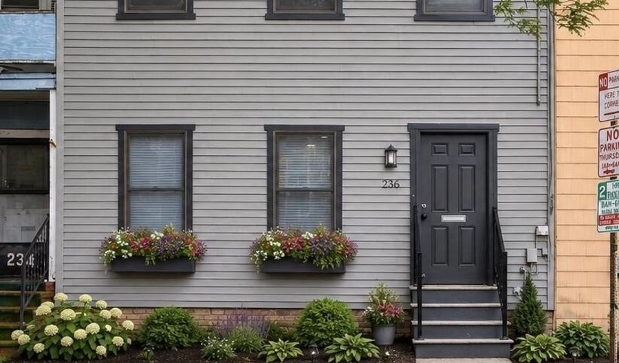 236 Elm St, Albany, NY 12202 - 2 Beds, 2 Bath