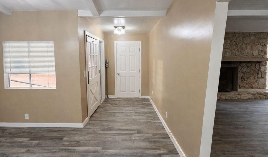 8851 Hierba Rd, Agua Dulce, CA 91390 - 3 Beds, 2 Bath