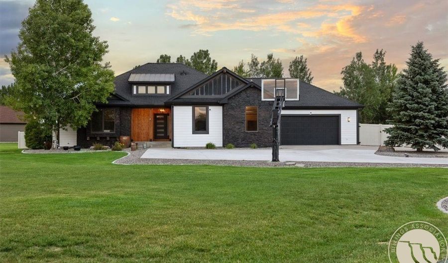 5345 Mule Deer Ct, Billings, MT 59106 - 5 Beds, 4 Bath