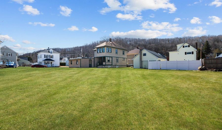26 Viking St, Berlin, NH 03570 - 3 Beds, 1 Bath