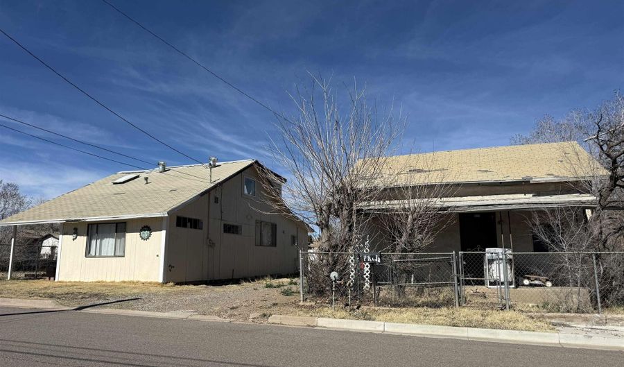 411 E Maple, Bayard, NM 88023 - 3 Beds, 2 Bath